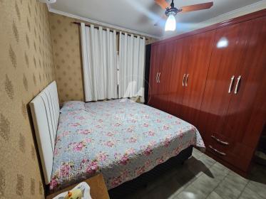 14 - Dormitorio