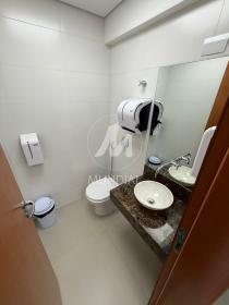 13 - Banheiro/lavabo