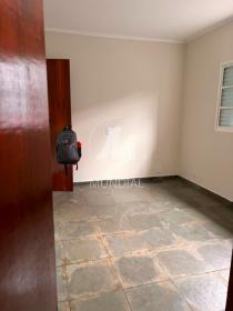3 - Dormitorio