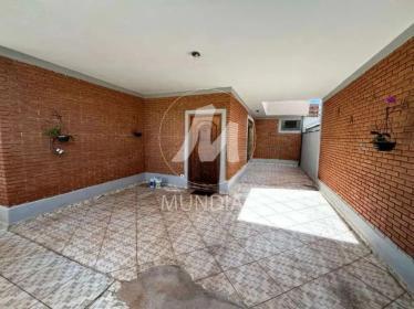 8 - Garagem/estacionamento