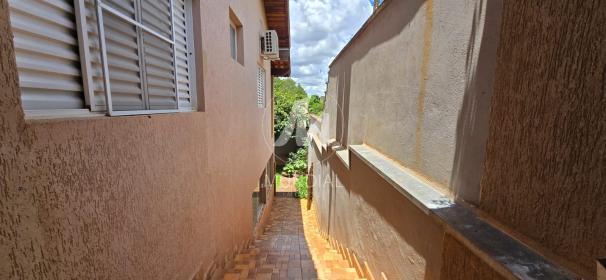 22 - Quintal/corredores
