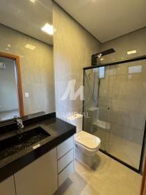 13 - Suite