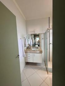22 - Banheiro/lavabo