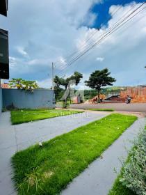 1 - Garagem/estacionamento