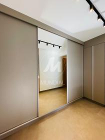 23 - Closet