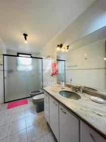 12 - Banheiro/lavabo