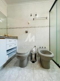 17 - Banheiro/lavabo