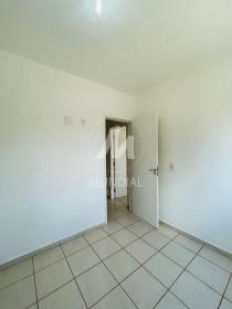 21 - Dormitorio