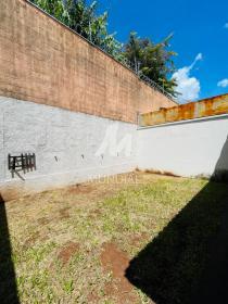 24 - Quintal/corredores