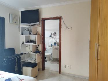 14 - Suite