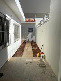 16 - Quintal/corredores