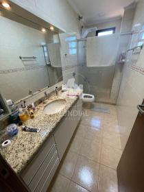 17 - Banheiro/lavabo