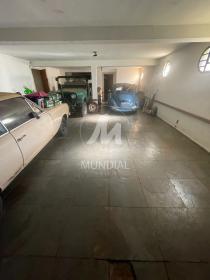 22 - Garagem/estacionamento
