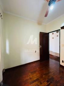 18 - Dormitorio