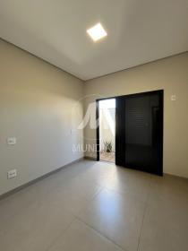 17 - Suite