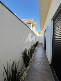 23 - Quintal/corredores
