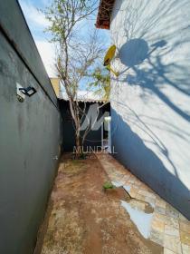 24 - Quintal/corredores