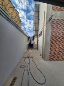 11 - Quintal/corredores