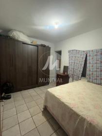 12 - Dormitorio
