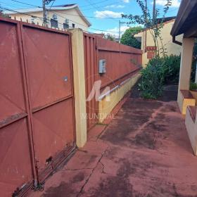 16 - Garagem/estacionamento