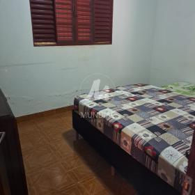 8 - Dormitorio