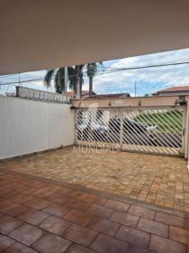 3 - Garagem/estacionamento
