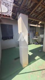 16 - Quintal/corredores