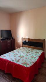 20 - Dormitorio