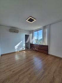 20 - Suite