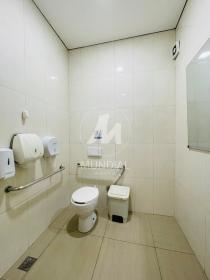 14 - Banheiro/lavabo