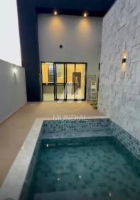 13 - Piscina