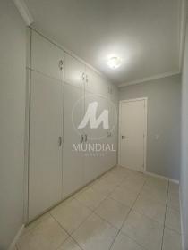 23 - Suite
