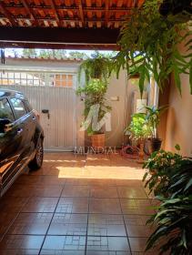 2 - Garagem/estacionamento