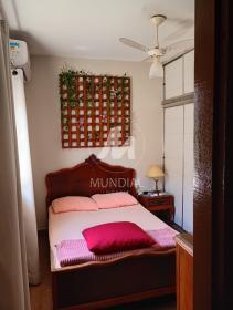 21 - Dormitorio