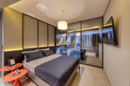 9 - Suite