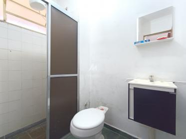 11 - Banheiro/lavabo