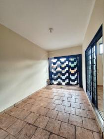 3 - Garagem/estacionamento