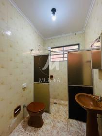 17 - Banheiro/lavabo