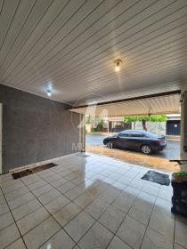 2 - Garagem/estacionamento