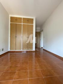 13 - Dormitorio