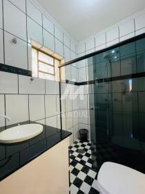 14 - Banheiro/lavabo
