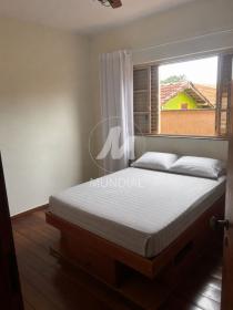 14 - Dormitorio