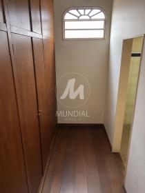 18 - Dormitorio