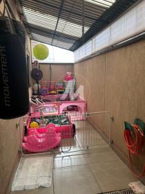 16 - Quintal/corredores
