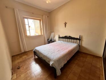 6 - Dormitorio