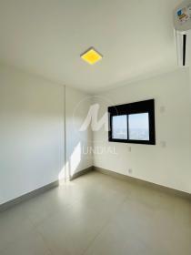 13 - Dormitorio