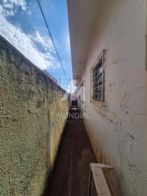 17 - Quintal/corredores