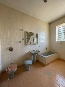 16 - Banheiro/lavabo