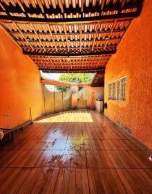 2 - Garagem/estacionamento
