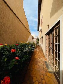 32 - Quintal/corredores